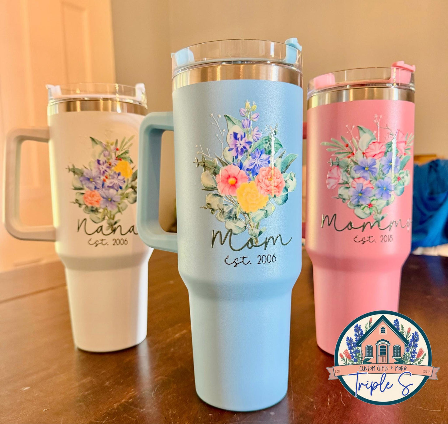 Personalized 40oz Tumbler for Moms & Grandmas – Custom Birth Flower Design with Name, Title & Established Year – Mother’s Day Gift Idea